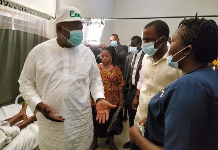 Ugwuanyi Visits Accident Victims, Pays Medical Expenses