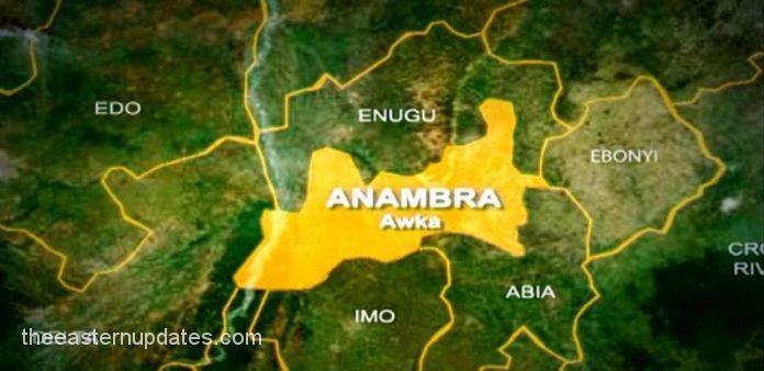 Mob Sets Three Suspected Thieves Ablaze In Anambra
