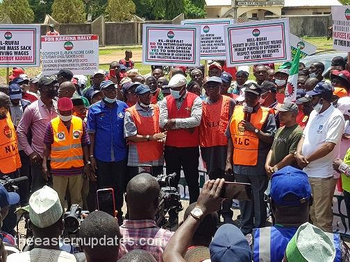 ASUU: NLC Members Sack Enugu State With Massive Protest