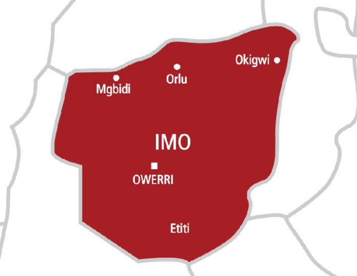 Gunmen Shoot Lagos-Bound Abia Policeman In Imo