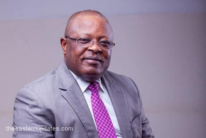 Umahi Throws Weight Behind FG On New Naira Redesign