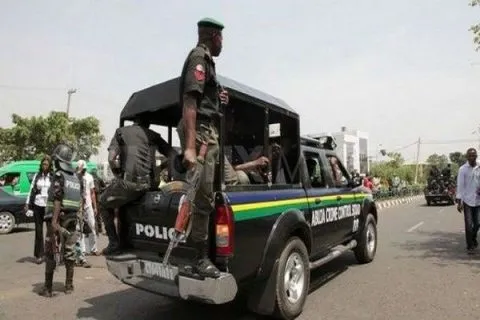 Police Nab Armed Robbery Suspects In Enugu, Recover Firearms