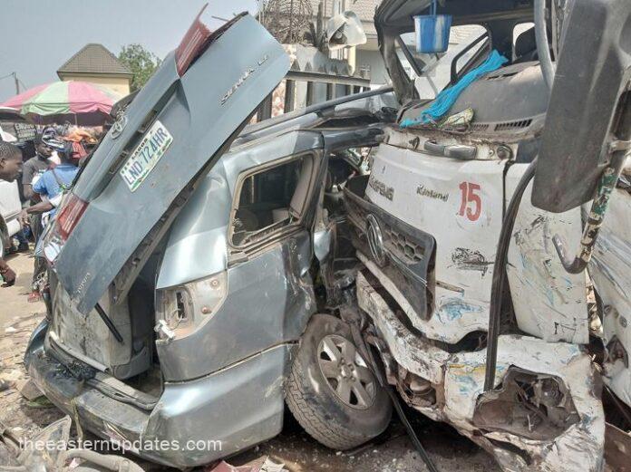 Panic As Truck Rams Into Motor Park, Injures 4 In Anambra