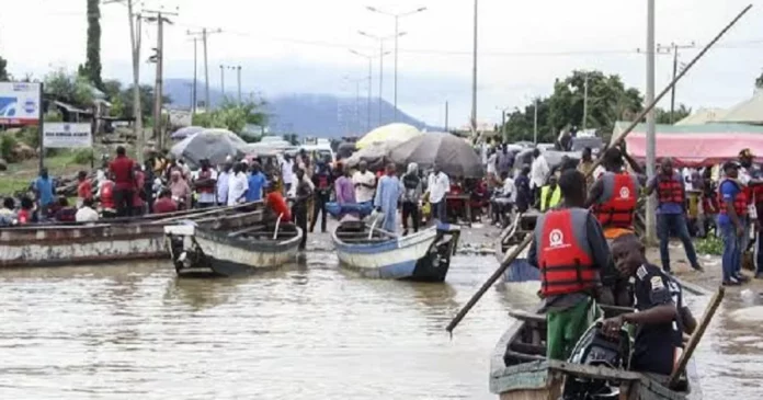 5 Dead, 30 Others Rescued As Boat Capsizes In River Niger
