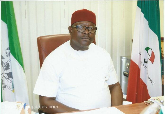 Ebonyi Ex-PDP Guber Aspirant Defects To APC With Loyalists