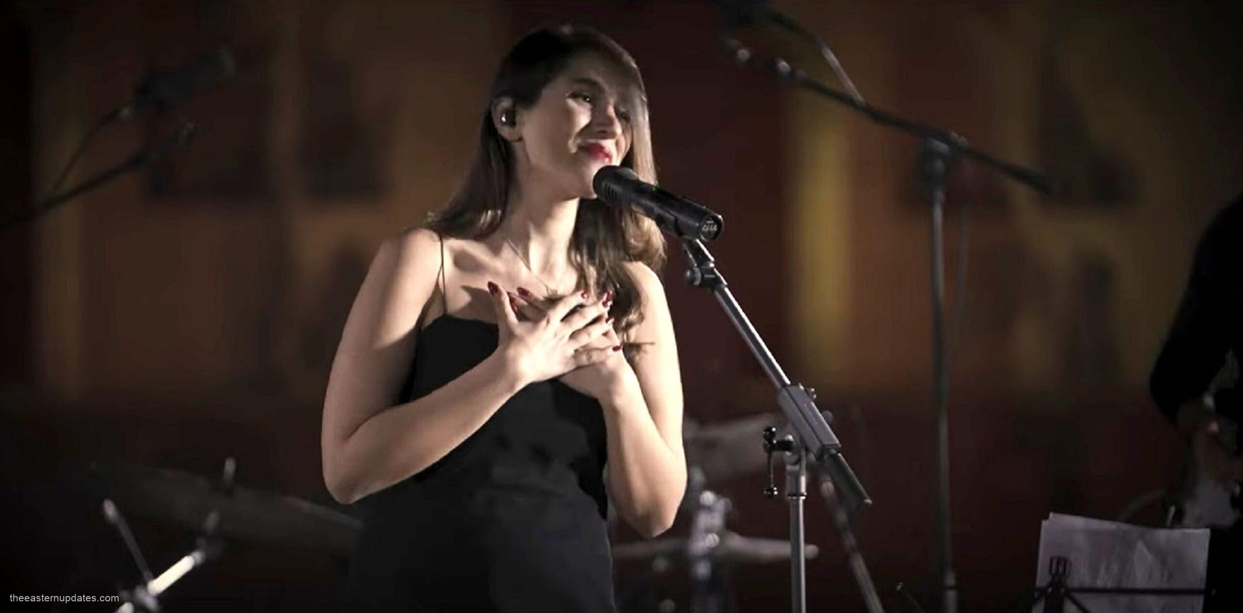 Parastoo Ravanbeh Iranian Singer Parastoo Arrested After Performing Without Hijab