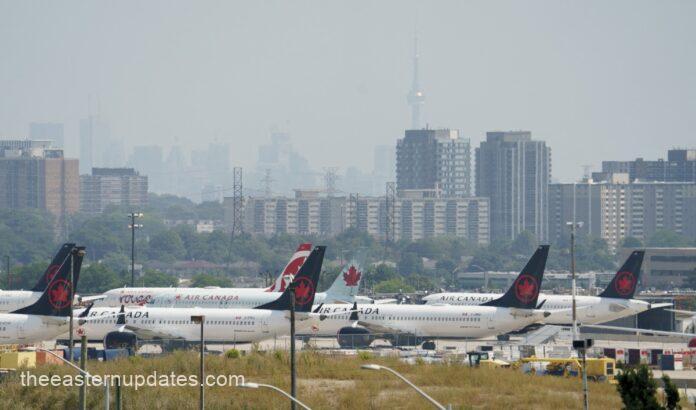 Canada Moves To End Strike As Hundreds Of Flights Grounded