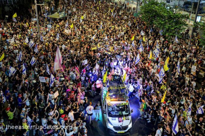 Protest In Tel Aviv Against Israeli Govt Move To Expand Gaza War