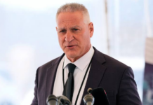Tennessee Prison Chief Resigns After Botched Execution Tennessee prison chief resigns after botched execution